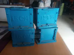 Cast Iron Concrete Testing Cubes Moulds