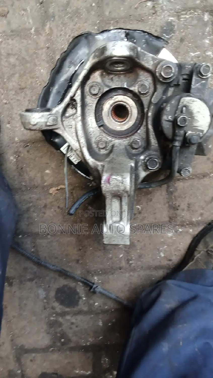 Suzuki Alto 2017 Front Hub