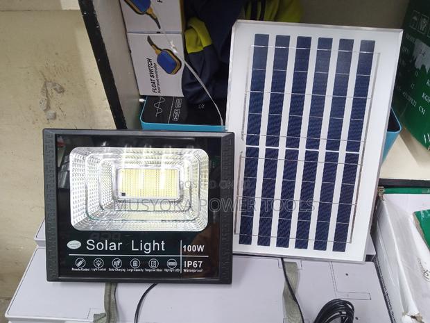 Ip67 100watts Solar Flood Light