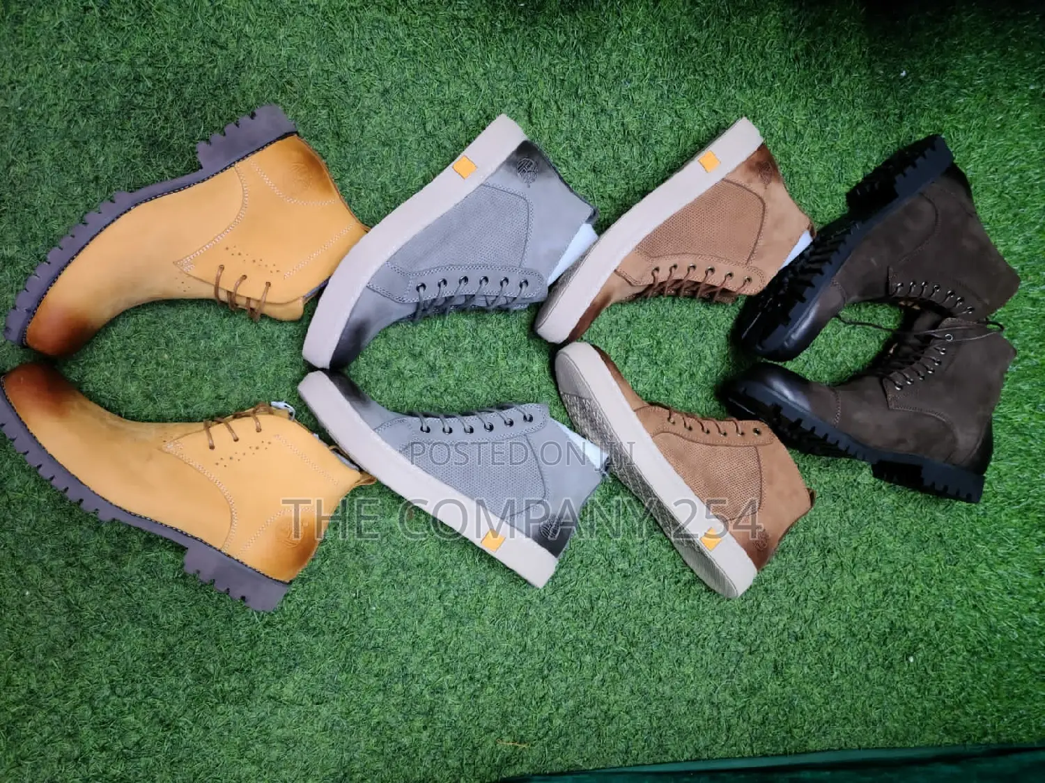 Original Designer Quality Men's Official Casaual Boots .
