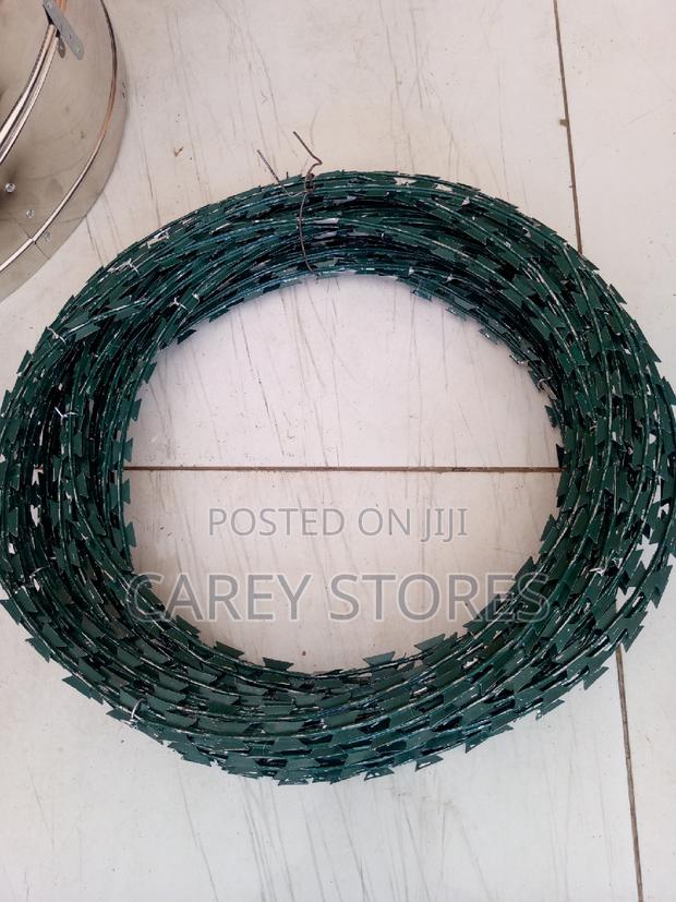 Coloured Razor Wire - thumbnail 3