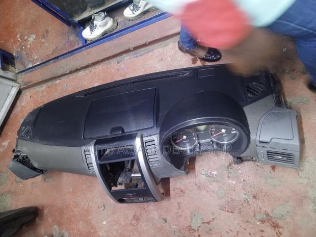 Nissan X-Trail NT 31 Dashboard Complete. - thumbnail 3