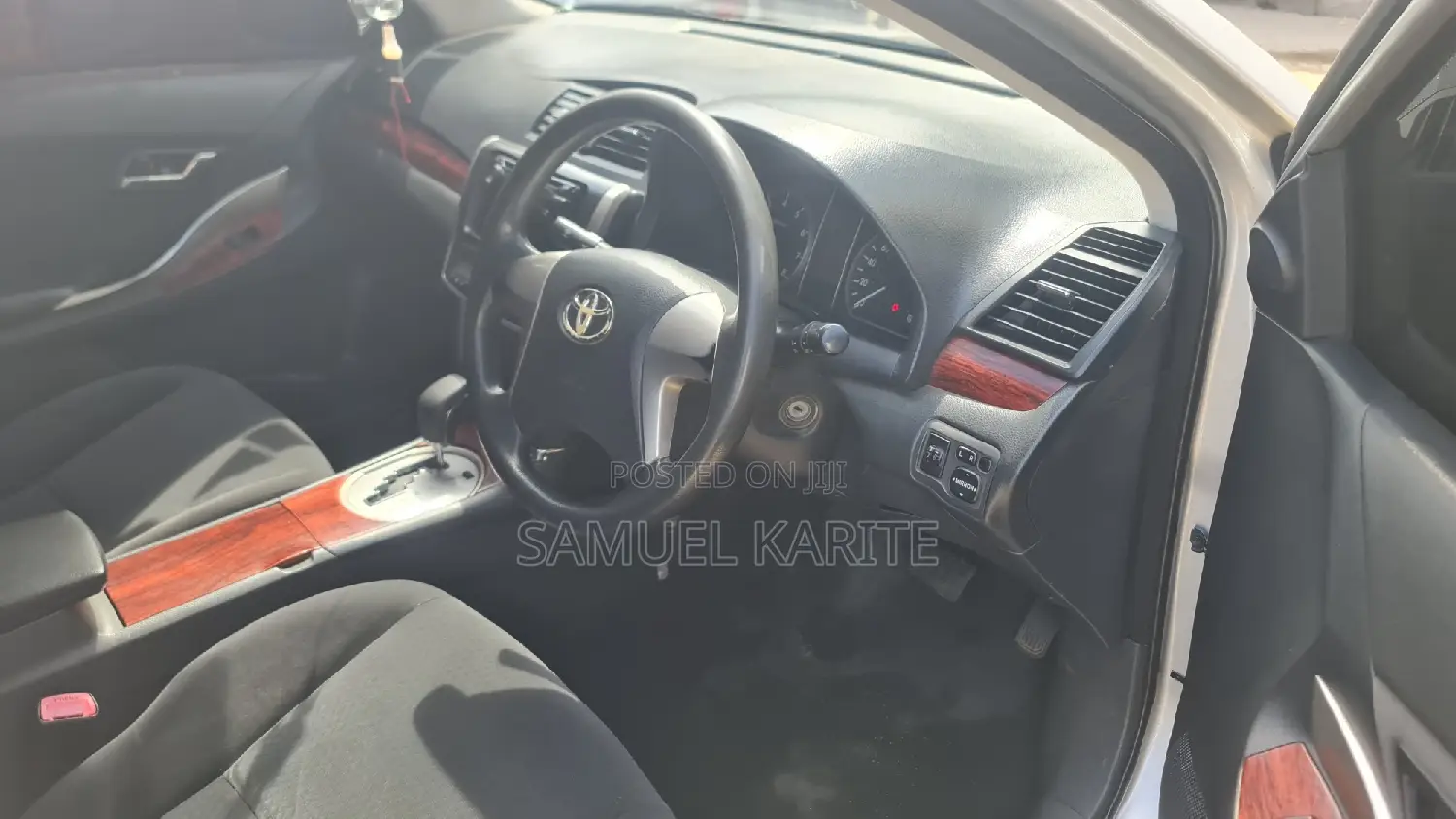 Toyota Allion 2012 Silver