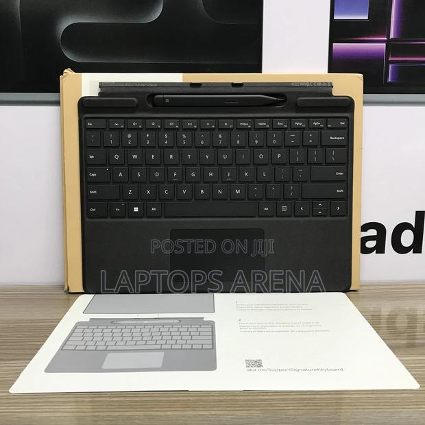 Microsoft Surface Pro Signature Keyboard With Slim Pen 2