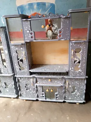 Modern Wall Units Design.32" Tv Sized