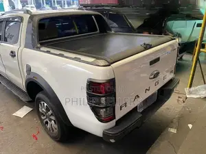 Roller Shutter Lid Cover Available for Double Cab Pickup Tru