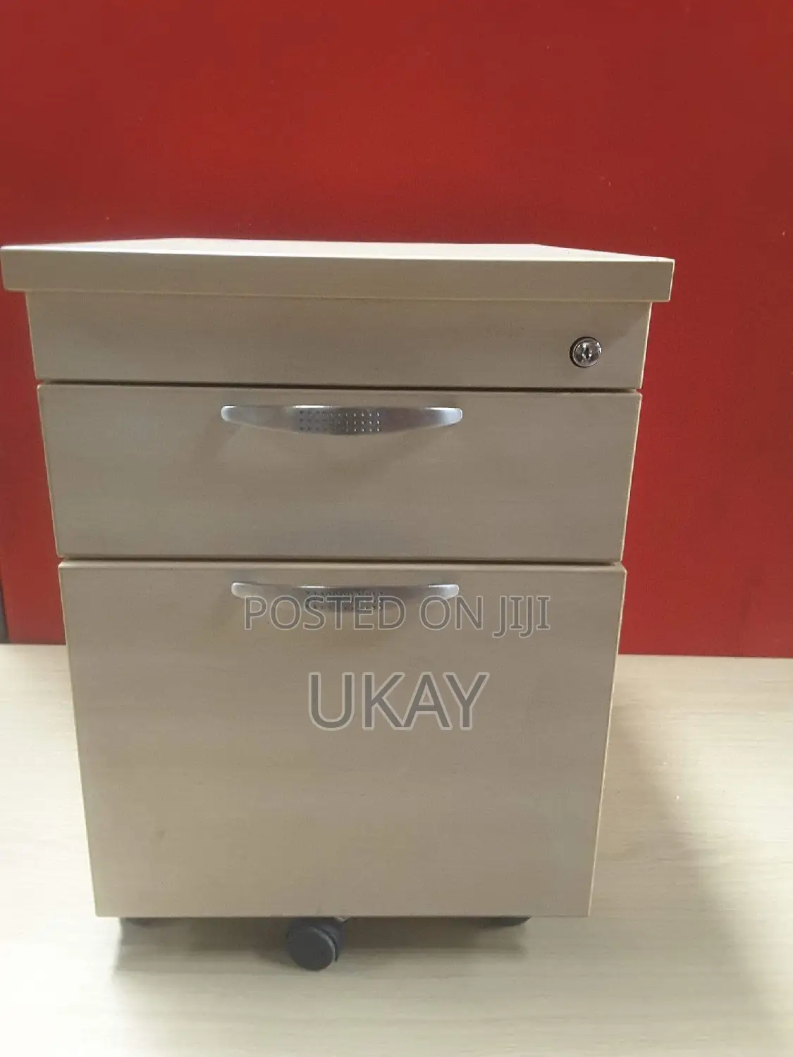 Uk-2-Drawer File Cabinet With Wheels