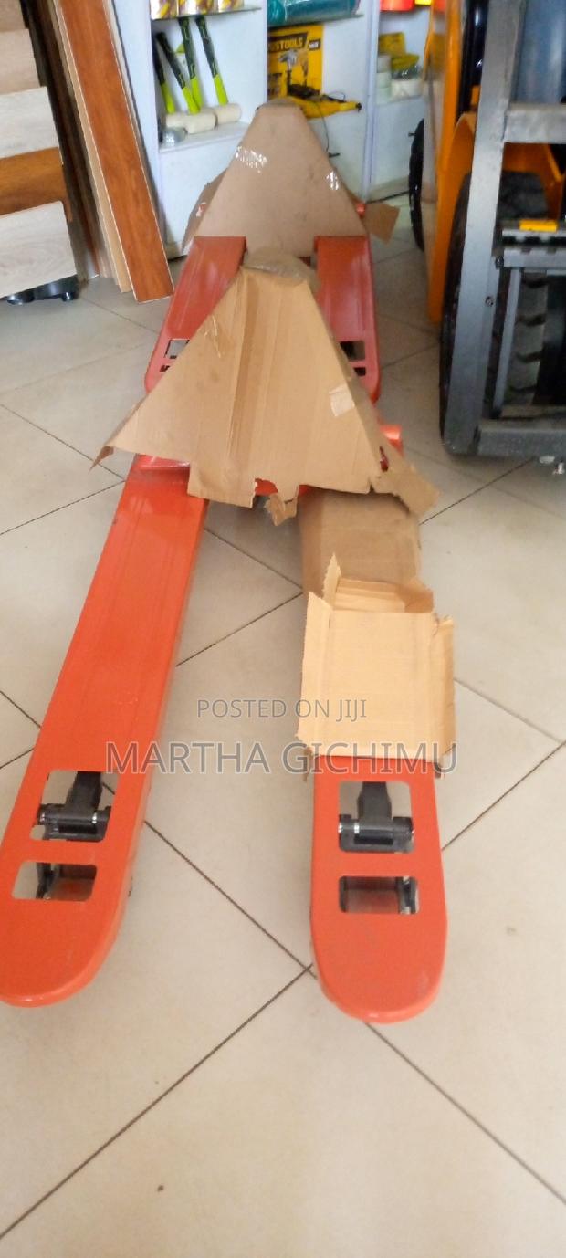 Pallet Truck - main view