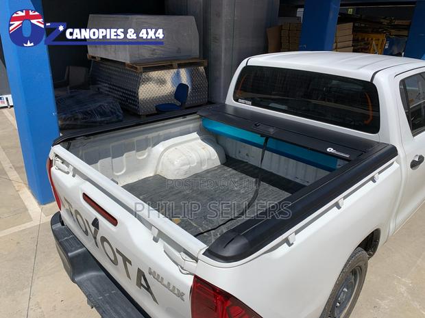 Toyota Hilux Sr Workmate J Deck Roller Shutter Cover Tonneau - thumbnail 2