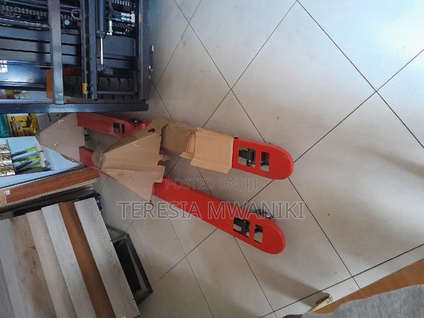 Pallet Truck 3ton (Wide) - thumbnail 3