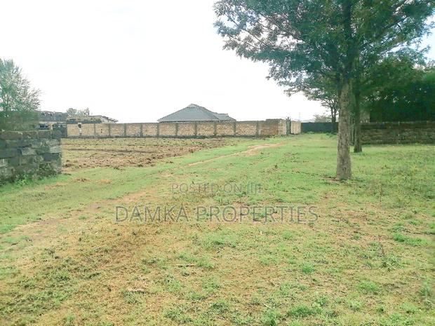 1/4 Acre Plot for Sale in Pipeline 600mts From Tarmac - thumbnail 3