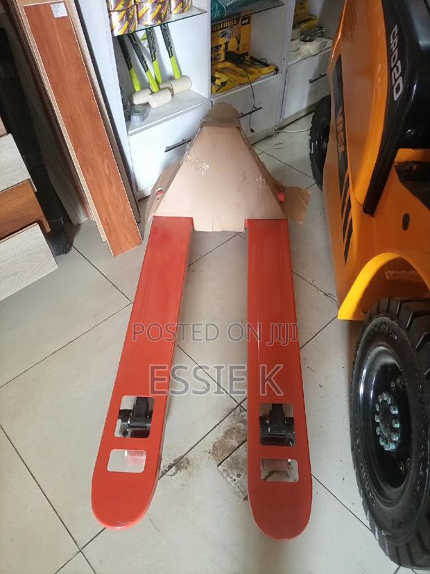 3ton/300kgs Hydraulic Hand Pallet Truck - main view