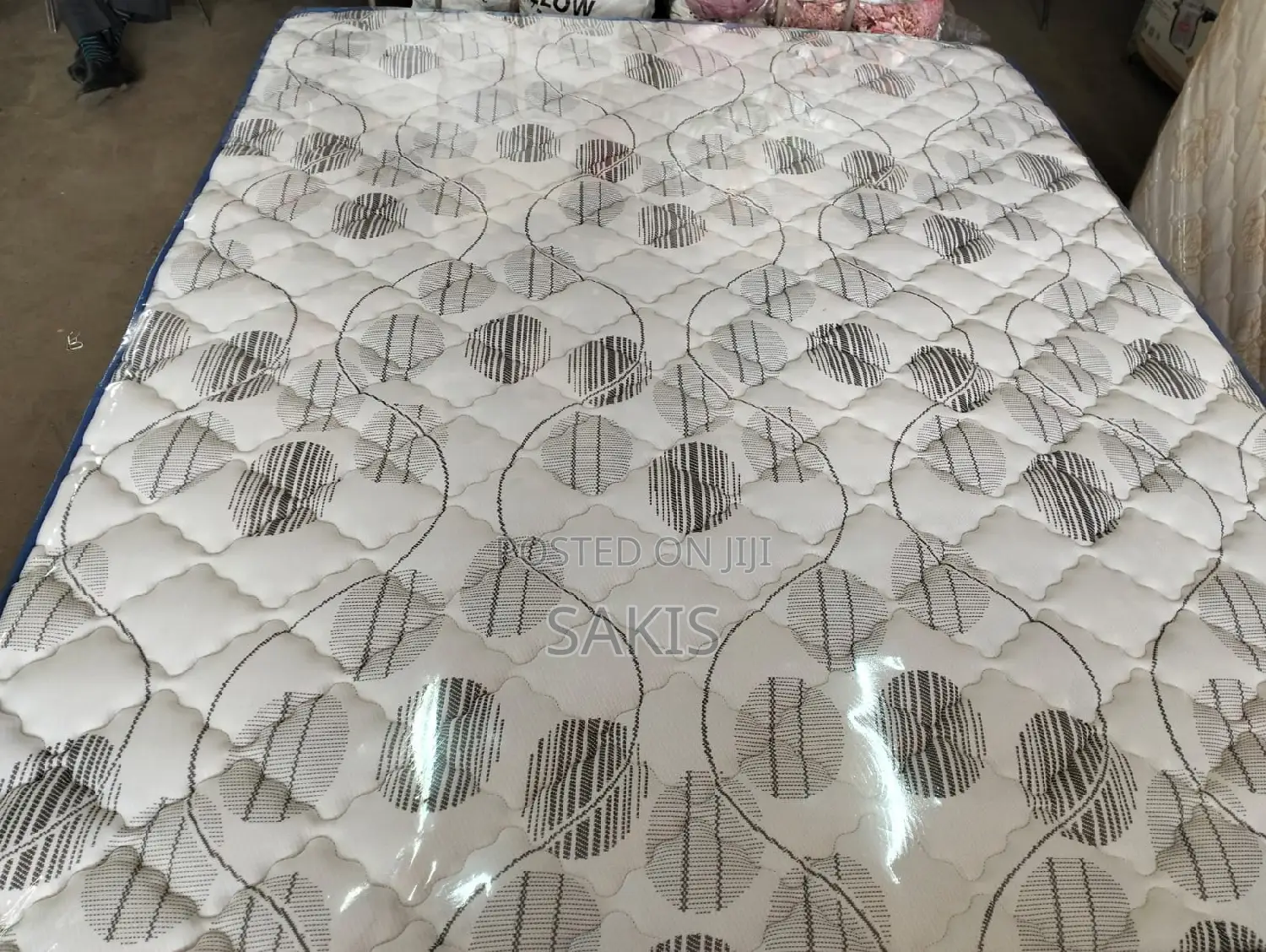Otay! 10inch 6 X 6 Pocket Spring Mattresses. Tunakuletea.
