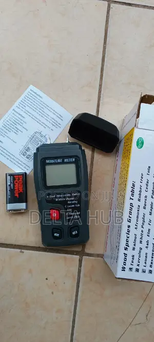 Wood Moisture Content Meter