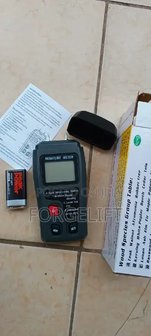 Wood Moisture Content Meter