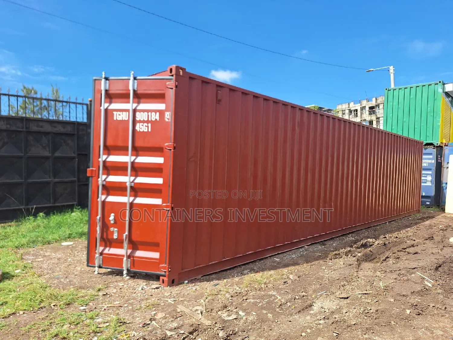 40ft Container ( Spray Painted)