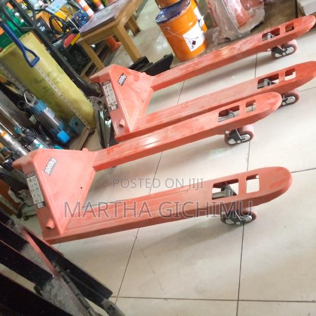 Pallet Truck - main view