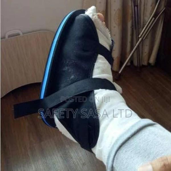 Cast Shoe Foot Fracture Support Surgical Medical Toe Plaster