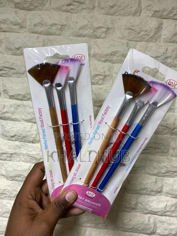 Artistic Fan Brushes - main view