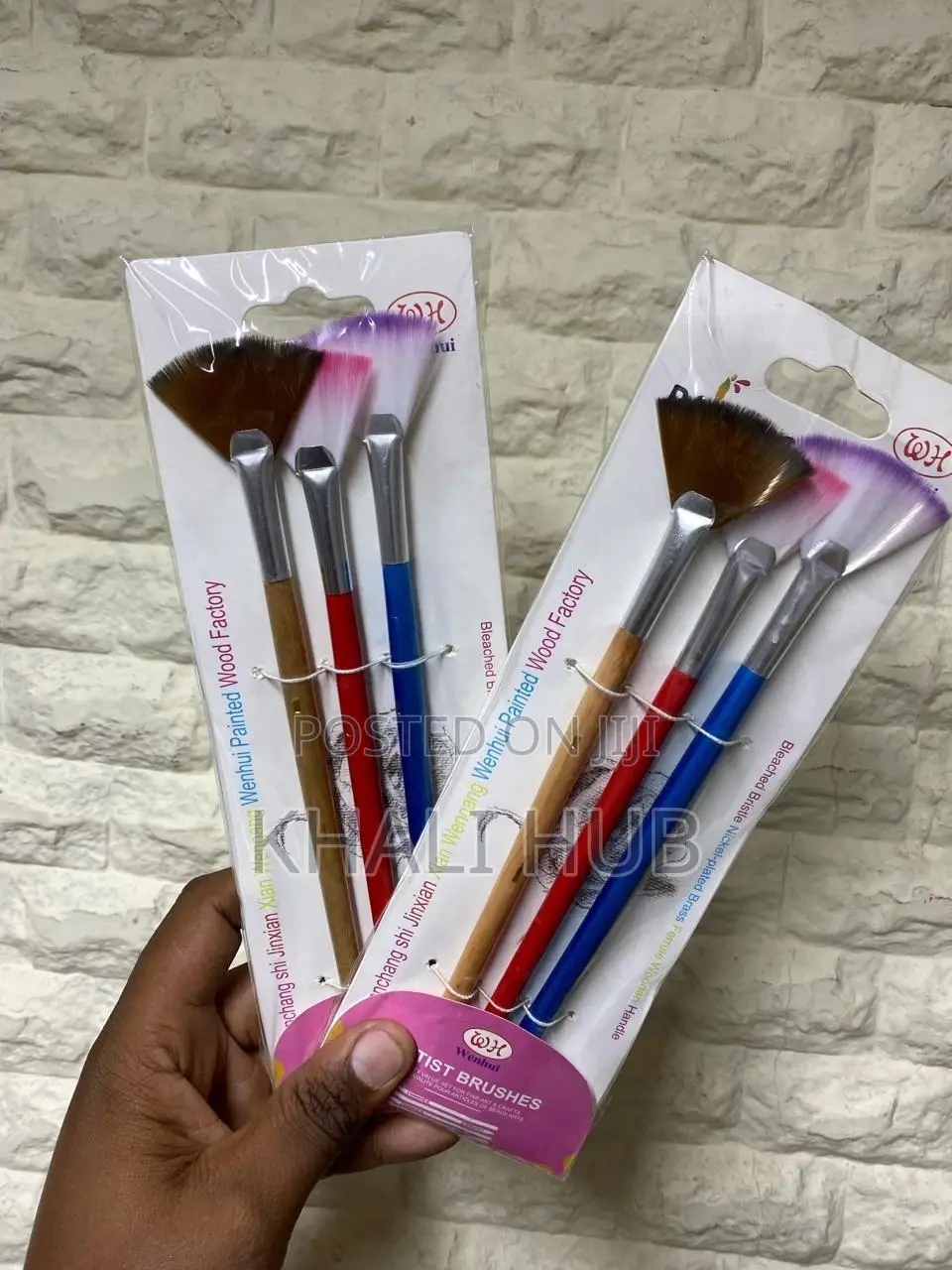 Artistic Fan Brushes