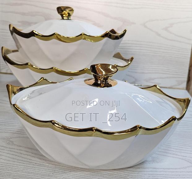 *3pcs Boat Gold Finishing Ceramic Serving Bolws