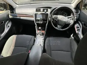 Toyota Premio 2017 Black