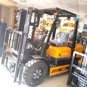 3000kg/3t LPG /Gasoline Forklift Truck