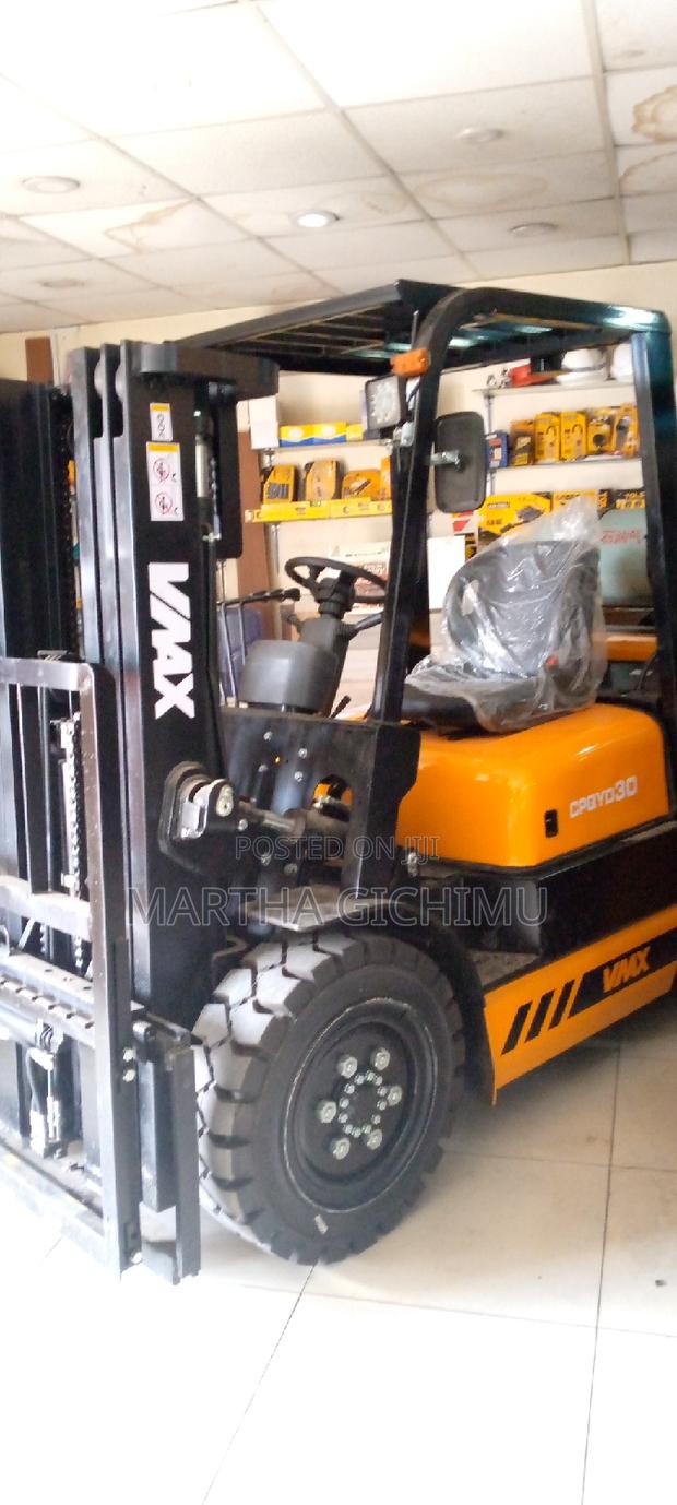 3000kg/3t LPG /Gasoline Forklift Truck - thumbnail 3