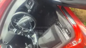 Volvo V40 2017 Red