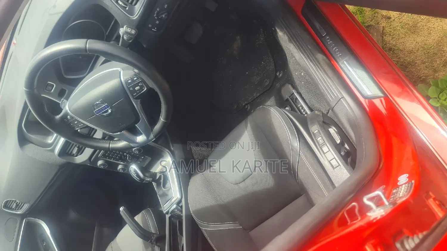 Volvo V40 2017 Red