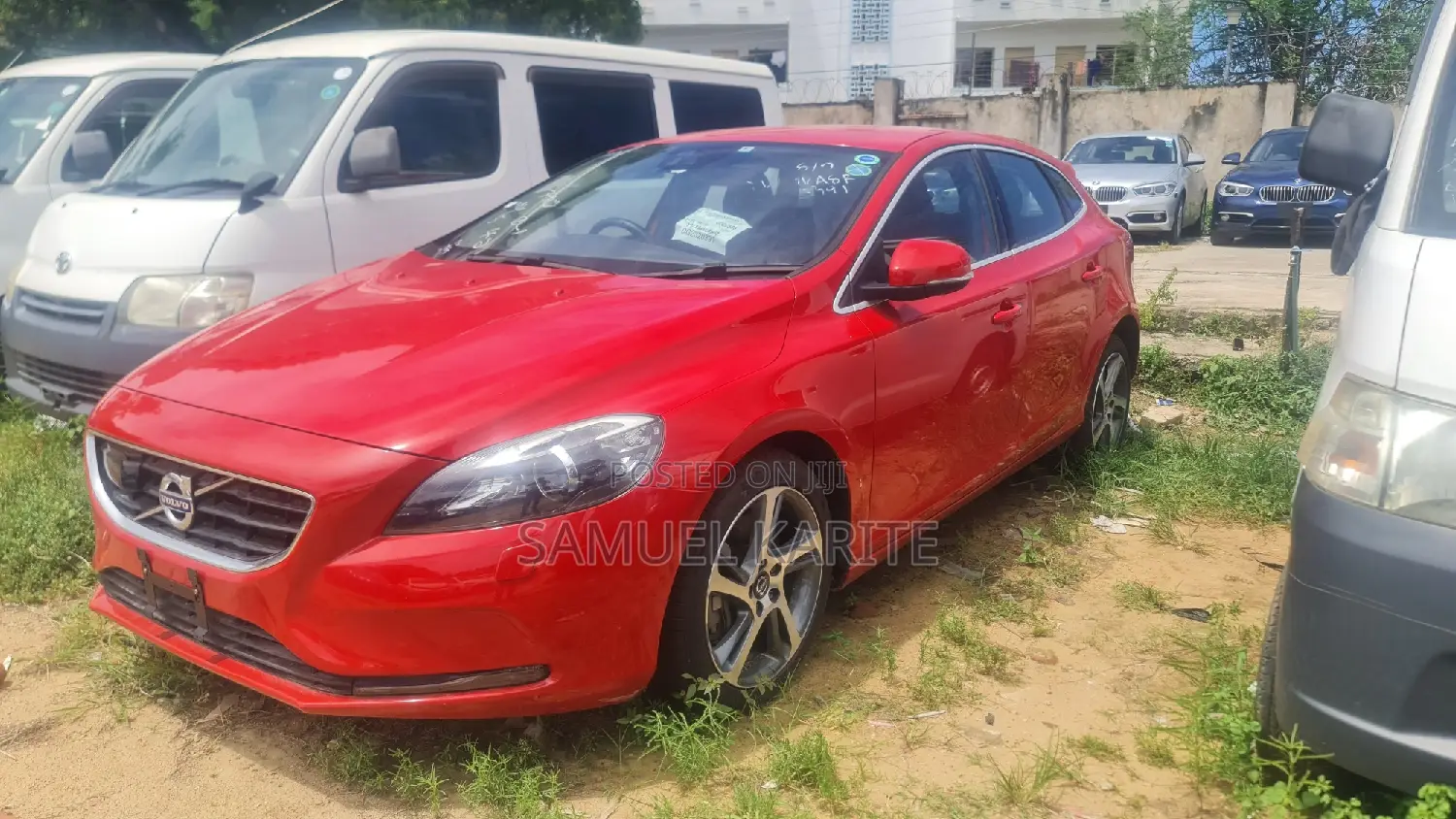 Volvo V40 2017 Red