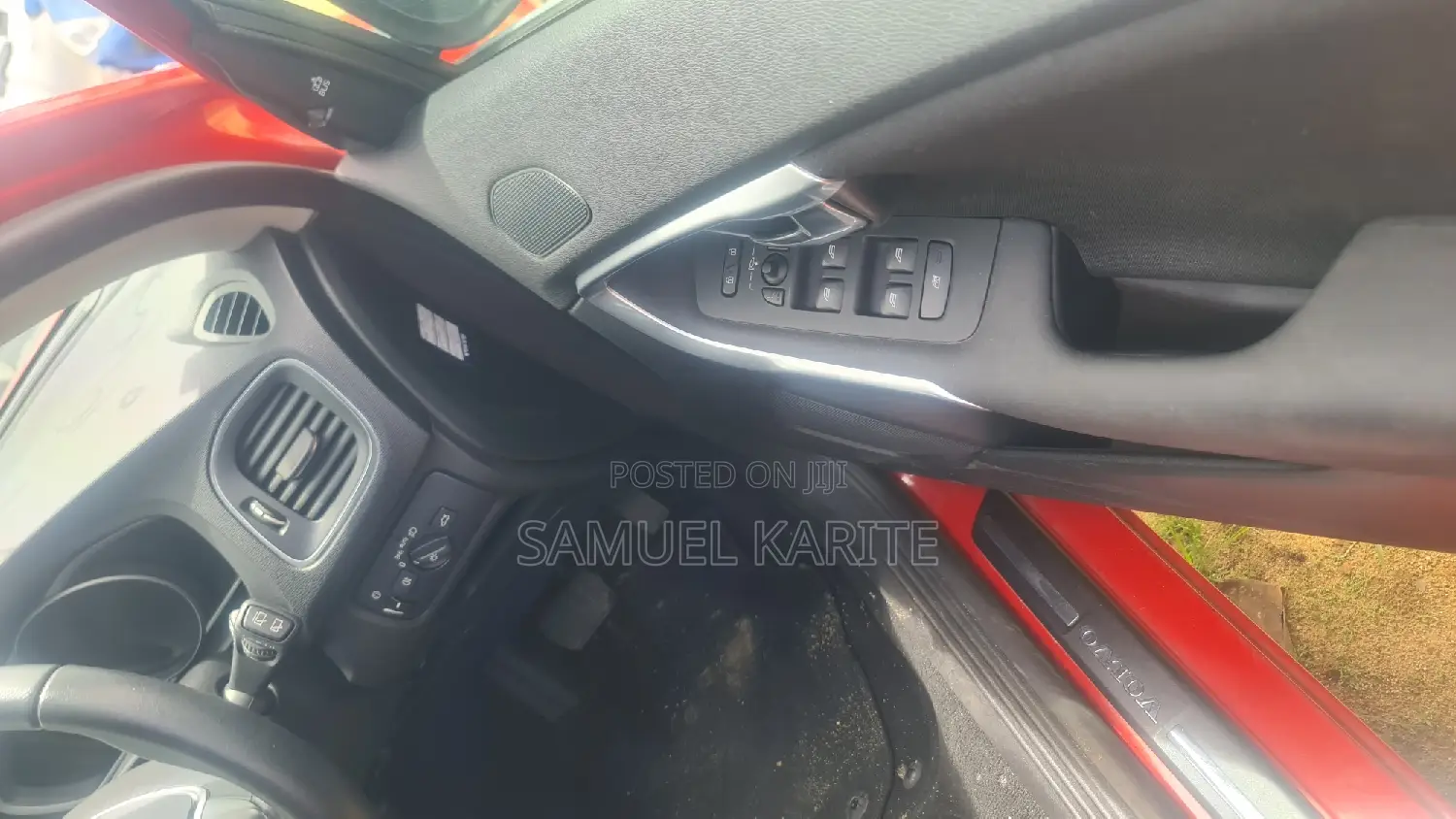 Volvo V40 2017 Red