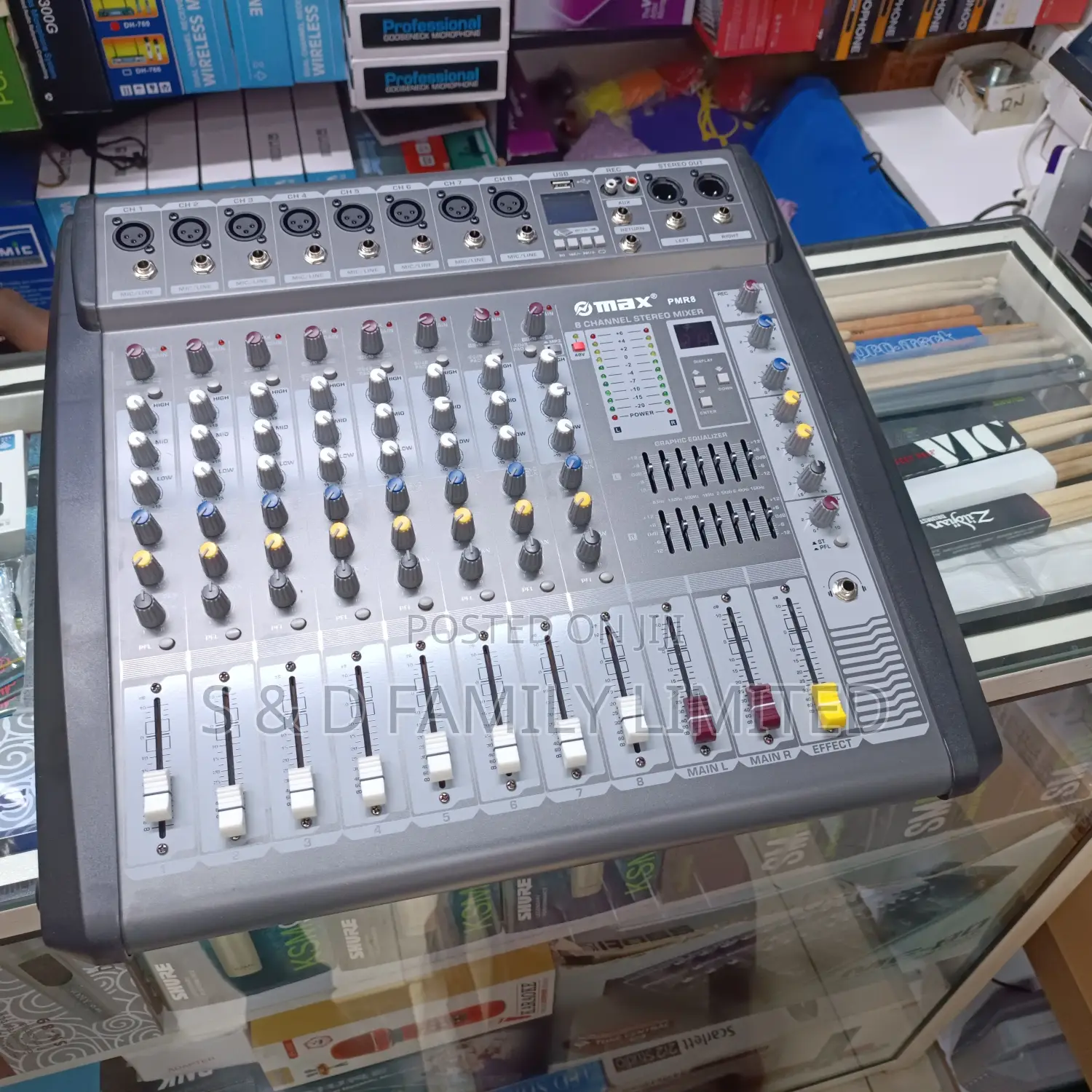 Omax PMR8 Eight Channels Mixer