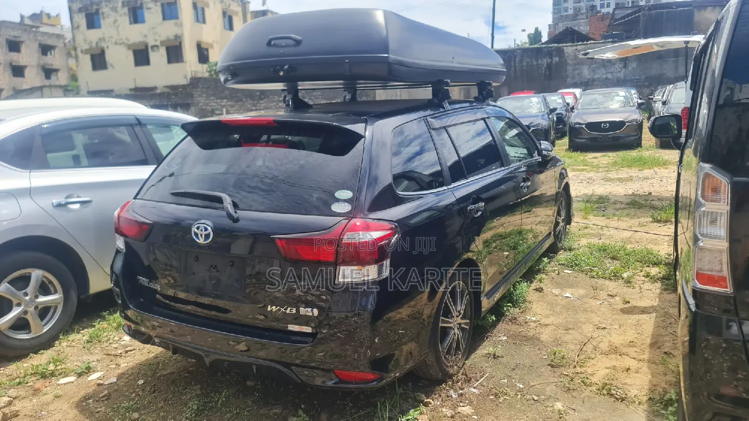 Toyota Corolla Fielder 2017 Black