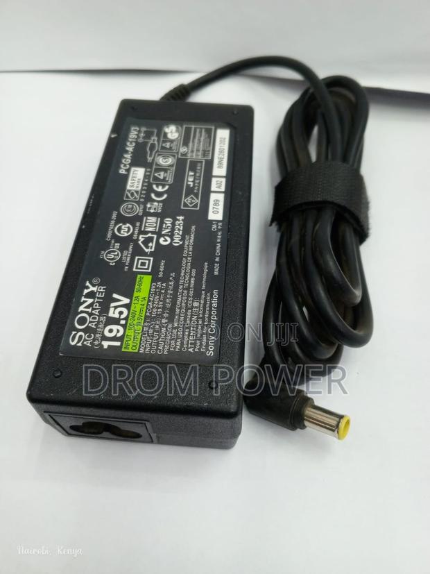 SONY AC 19.5V 4.1A Adapter - main view