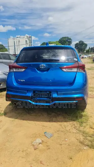 Toyota Auris 2017 Blue