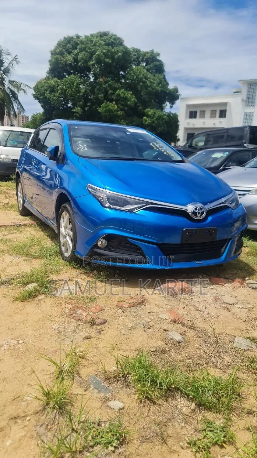 Toyota Auris 2017 Blue