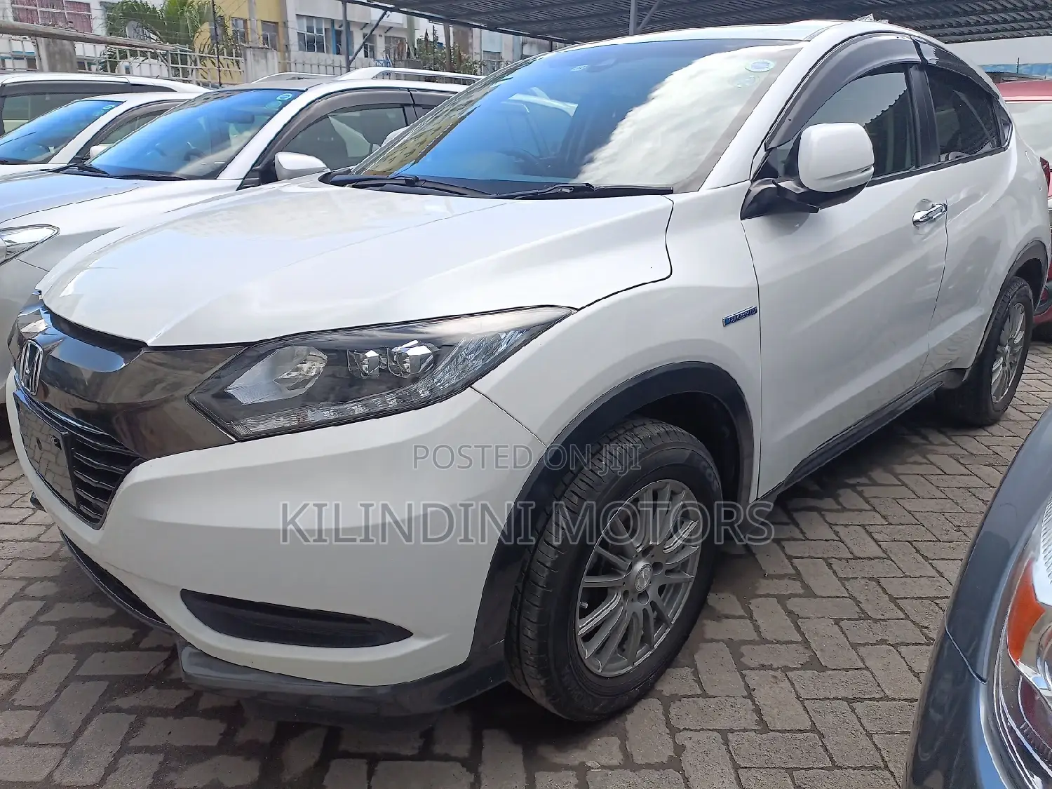 Honda Vezel 2017 White