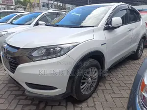 Honda Vezel 2017 White