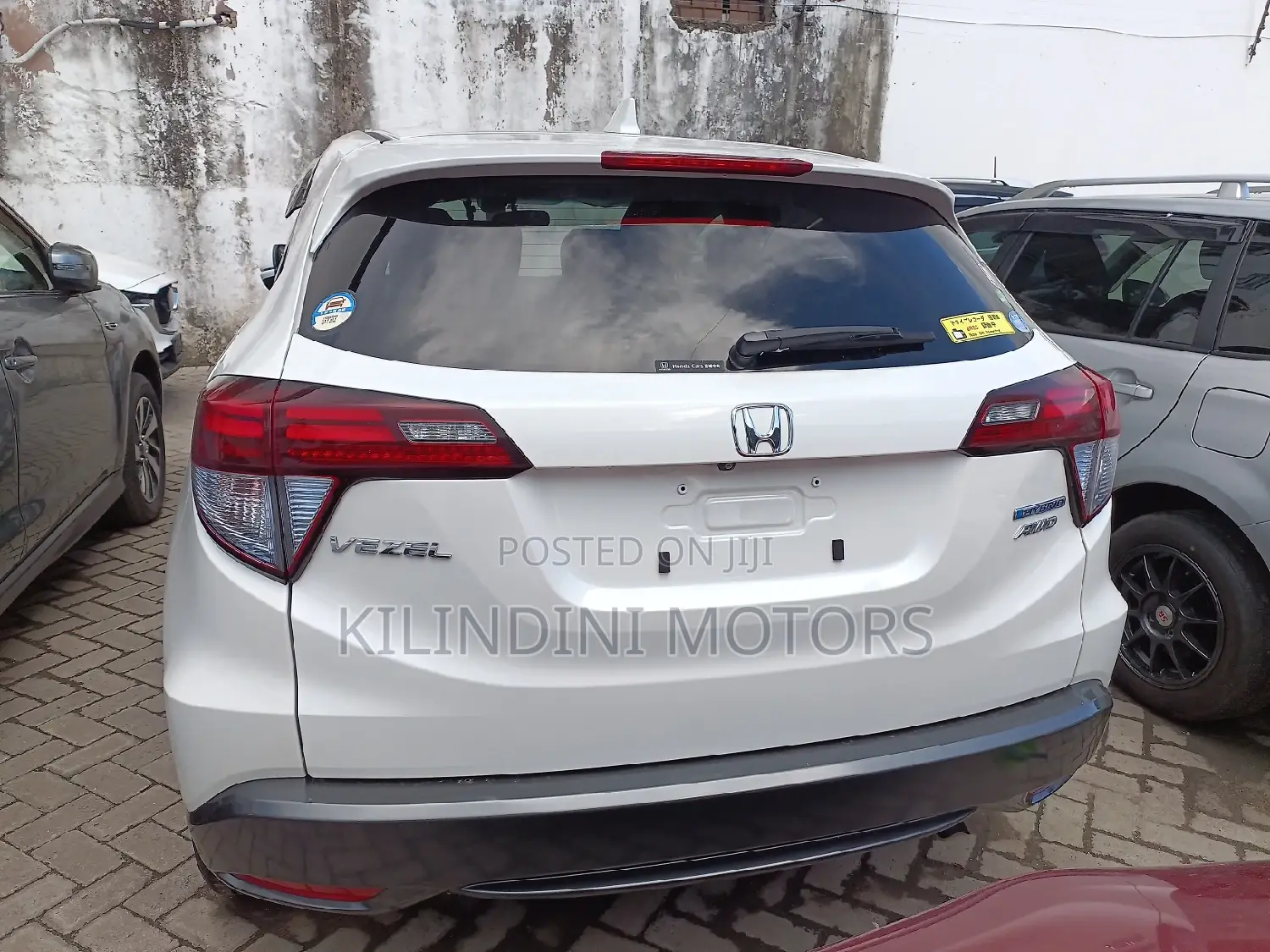 Honda Vezel 2017 White