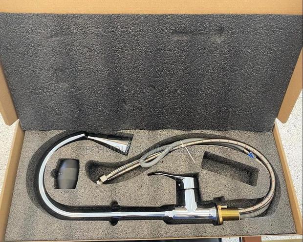 Single Handle Pull-Down Kitchen Faucet - thumbnail 4