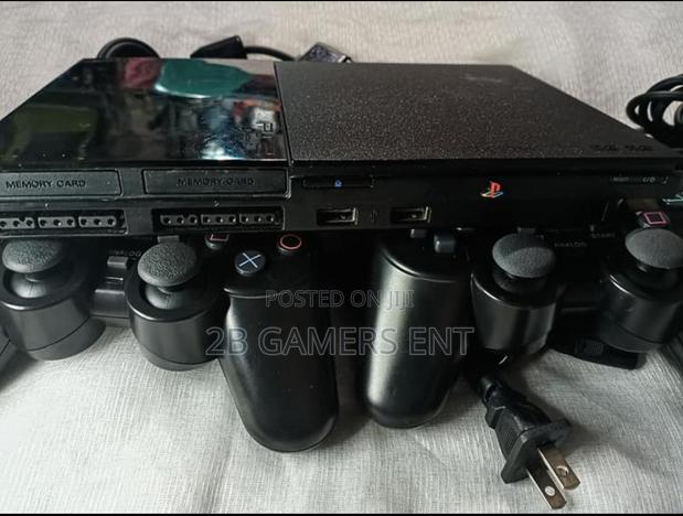 Ps2 Chipped, 2 Pads. 10 Games Free - thumbnail 3