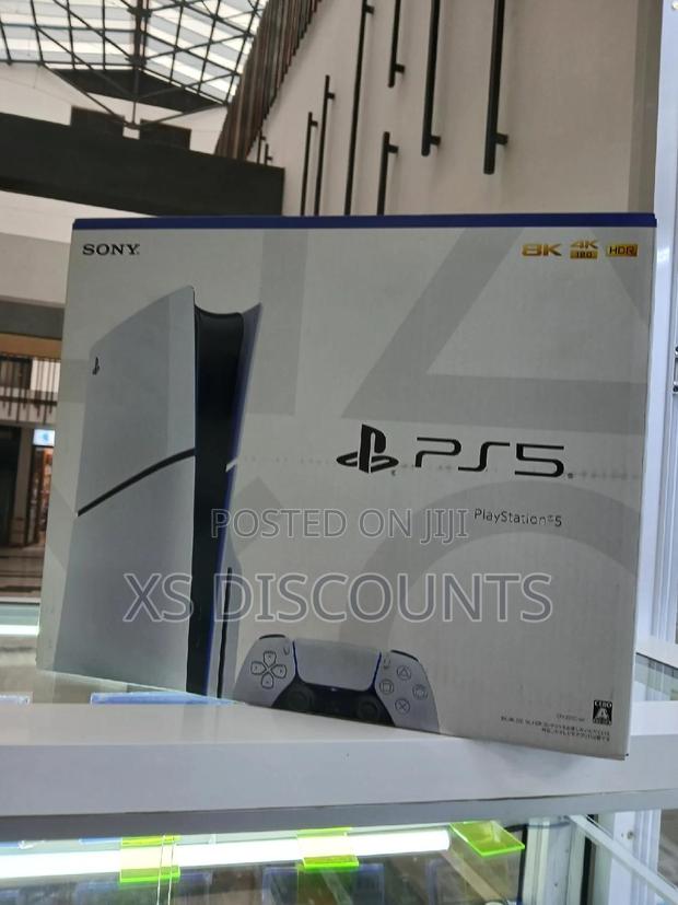 Ps5 Slim! * Playstation 5 Slim Disc Console - main view