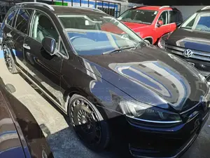 Volkswagen Golf TSI S 4-Door FWD 2017 Black