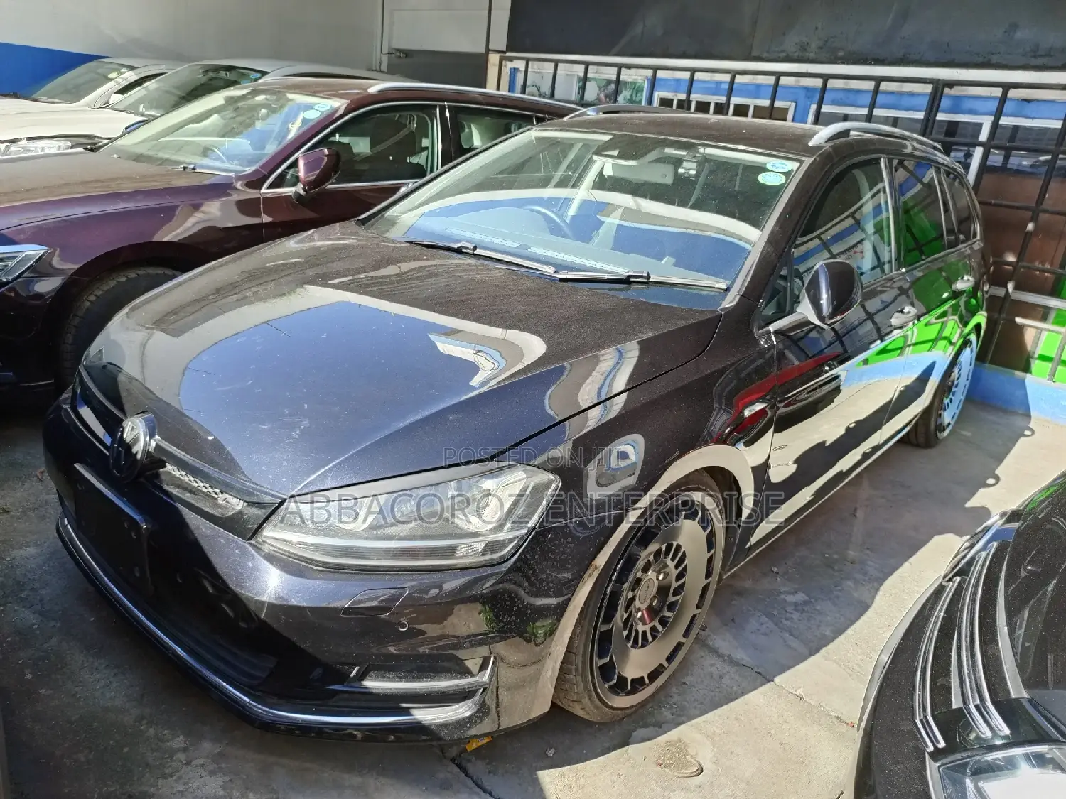 Volkswagen Golf TSI S 4-Door FWD 2017 Black