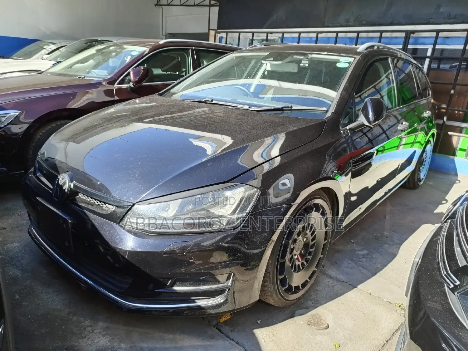 Volkswagen Golf TSI S 4-Door FWD 2017 Black