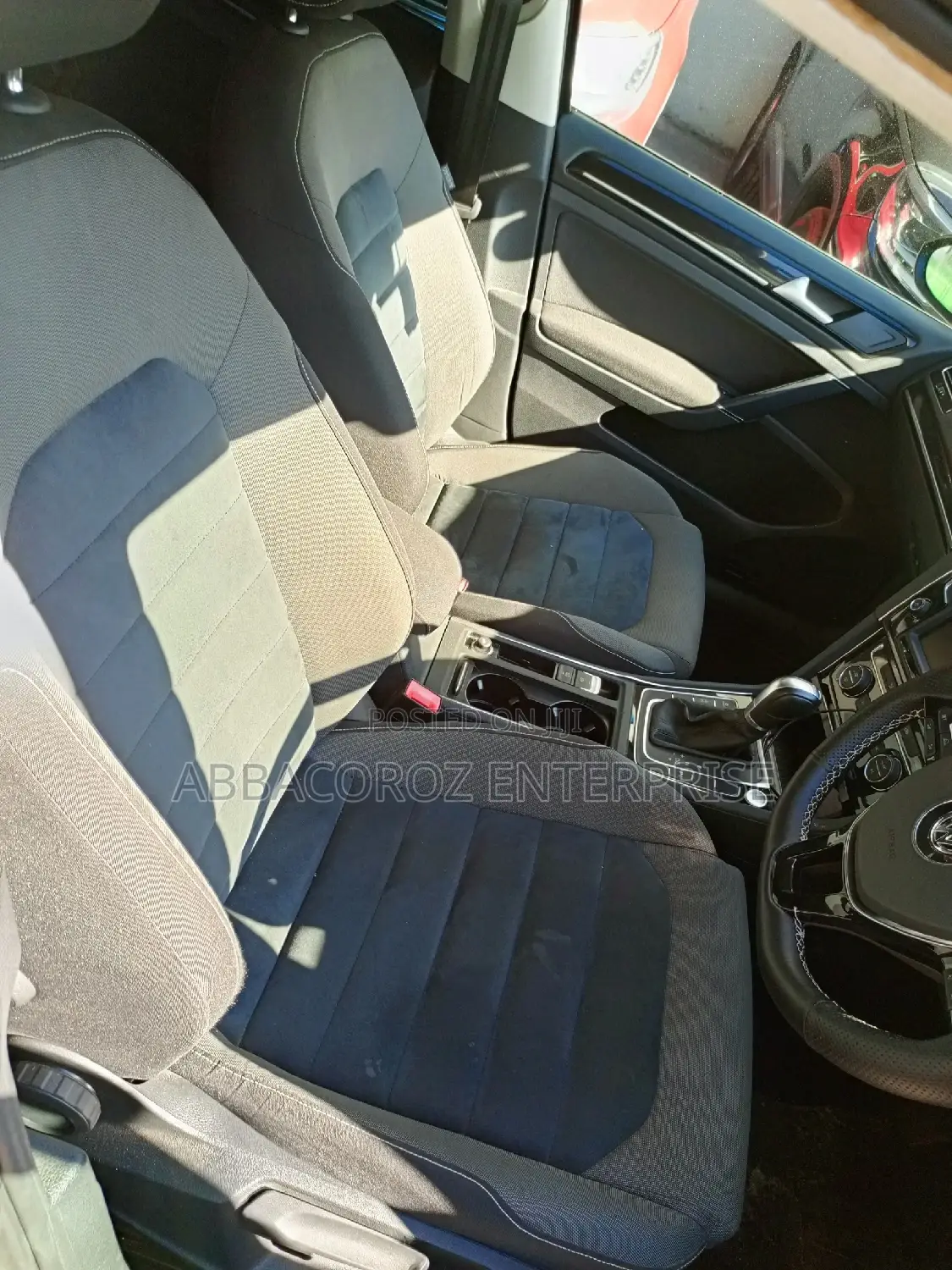 Volkswagen Golf TSI S 4-Door FWD 2017 Black