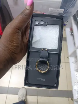 Samsung Galaxy Flip 5 Silicone Case With Back Ring
