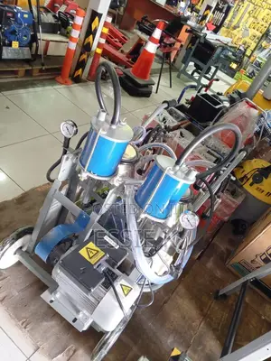 Double Cow Milking Machine