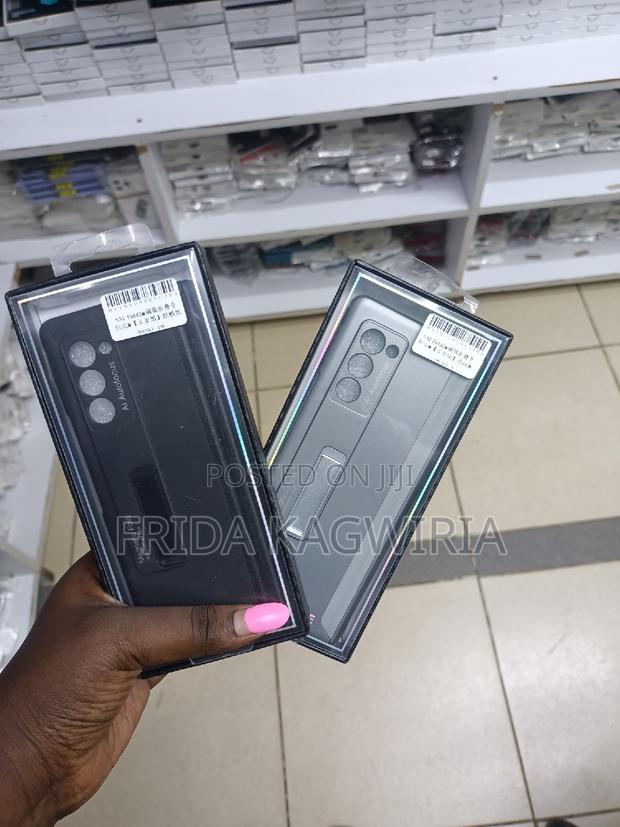 Samsung Galaxy Fold 2 Magnetic Case With Stand - thumbnail 3